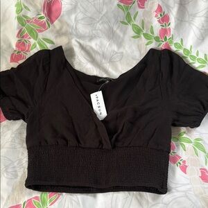 Kendall & Kylie Cropped Short Sleeve size S